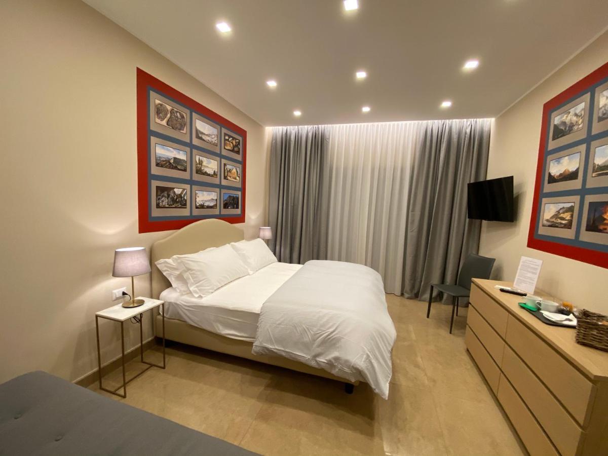 Mdc Luxury Couette-café Naples