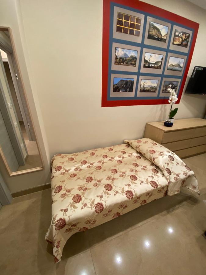Mdc Luxury Couette-café Naples